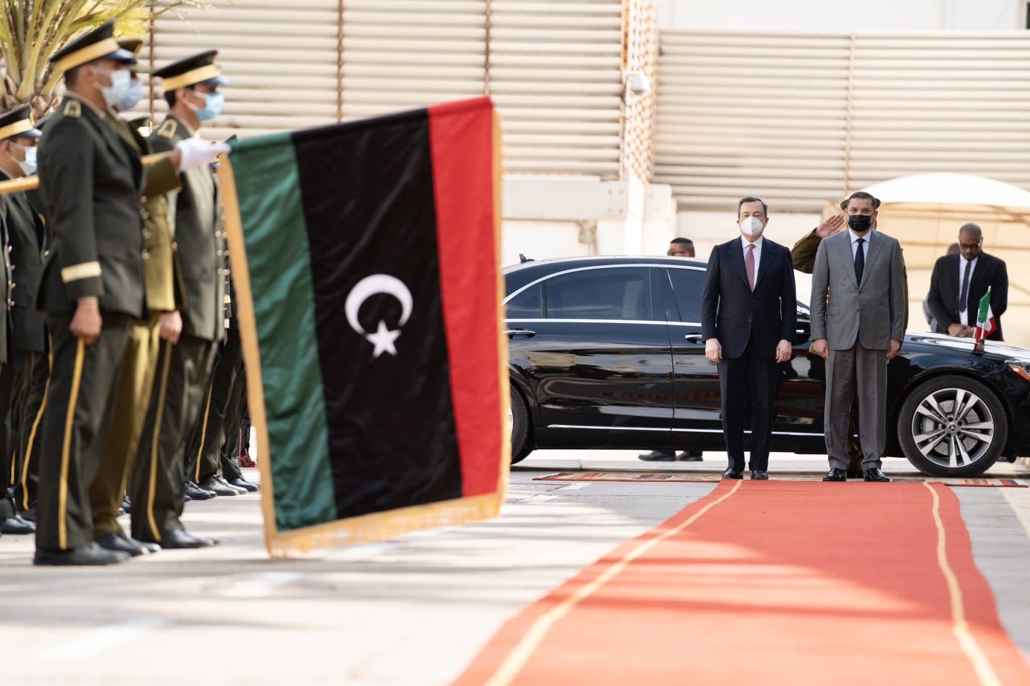 Draghi in Libia, allineamento a tre